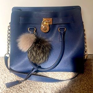 Michael Kohl’s Large Navy Bag
